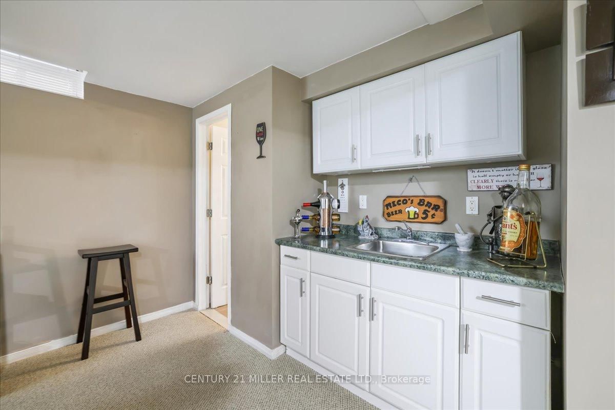 2120 Sixth Line • Oakville, ON photo 28