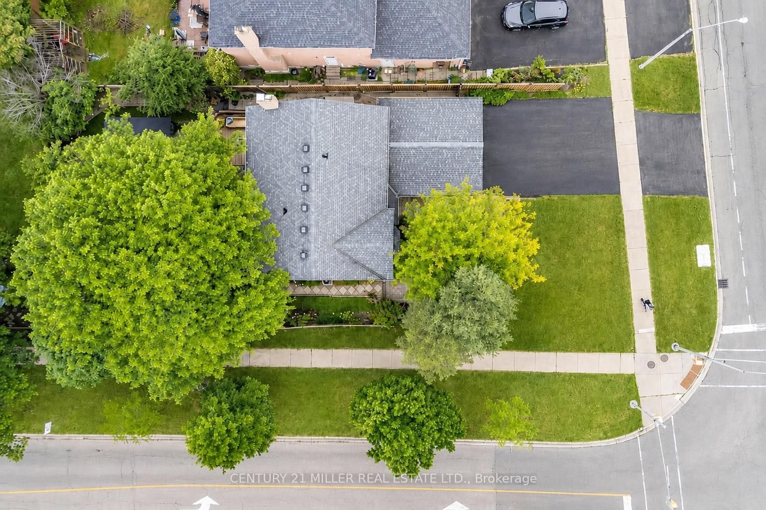2120 Sixth Line • Oakville, ON photo 38