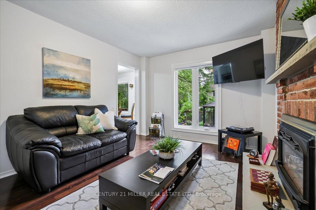 2120 Sixth Line • Oakville, ON photo 9