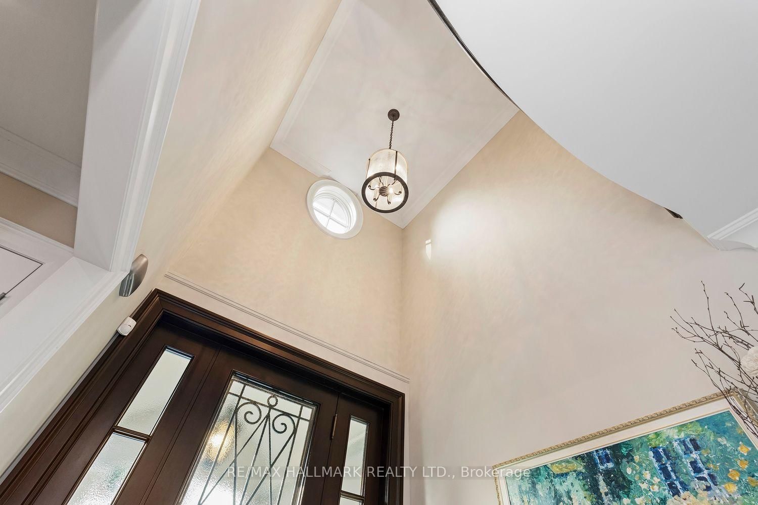 25 Queensborough Crescent • Toronto, ON photo 6