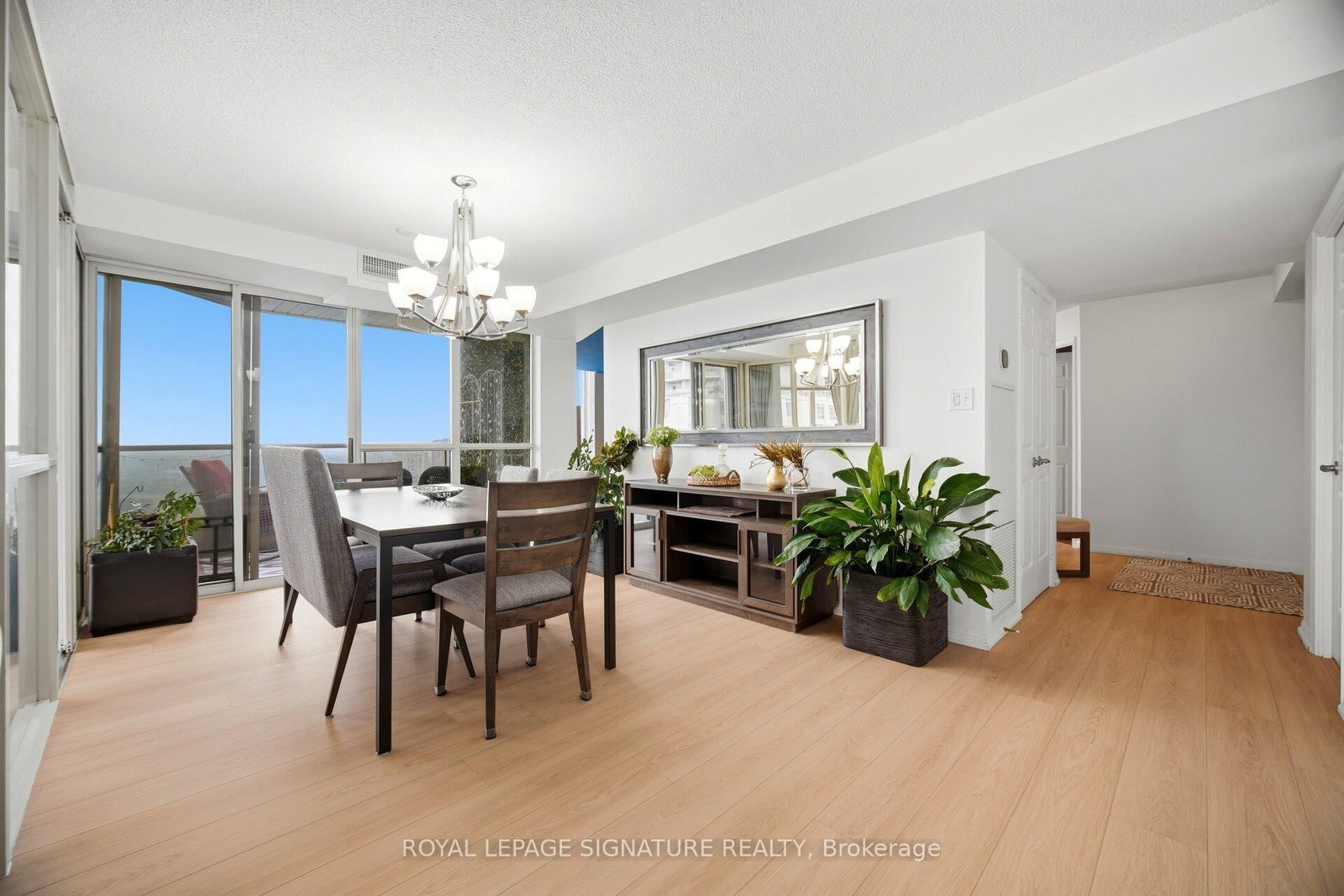 55 Kingsbridge Garden Circle • #2310 • Mississauga, ON photo 10