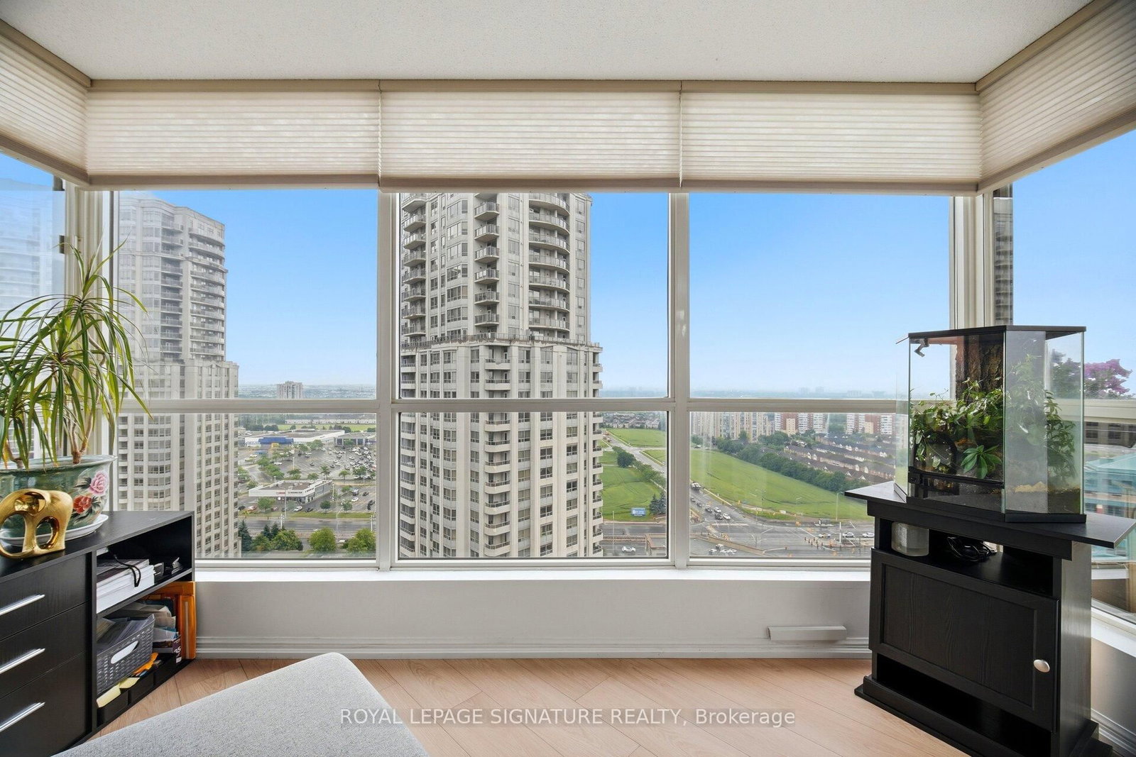 55 Kingsbridge Garden Circle • #2310 • Mississauga, ON photo 13