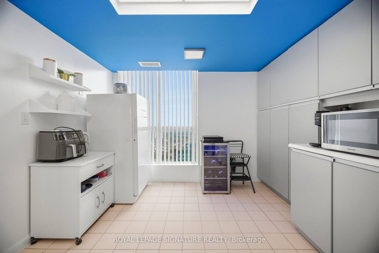 55 Kingsbridge Garden Circle • #2310 • Mississauga, ON photo 14