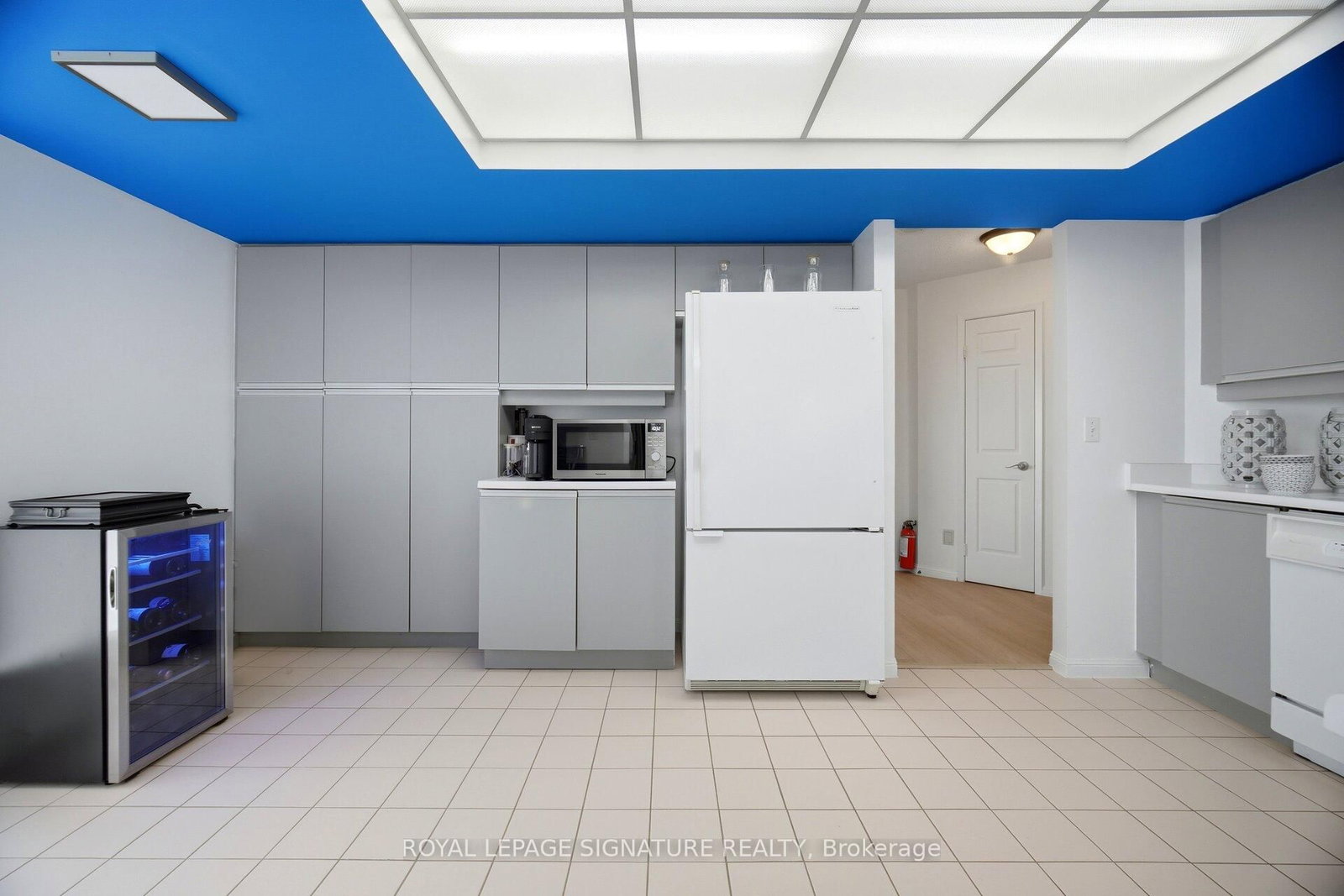 55 Kingsbridge Garden Circle • #2310 • Mississauga, ON photo 16