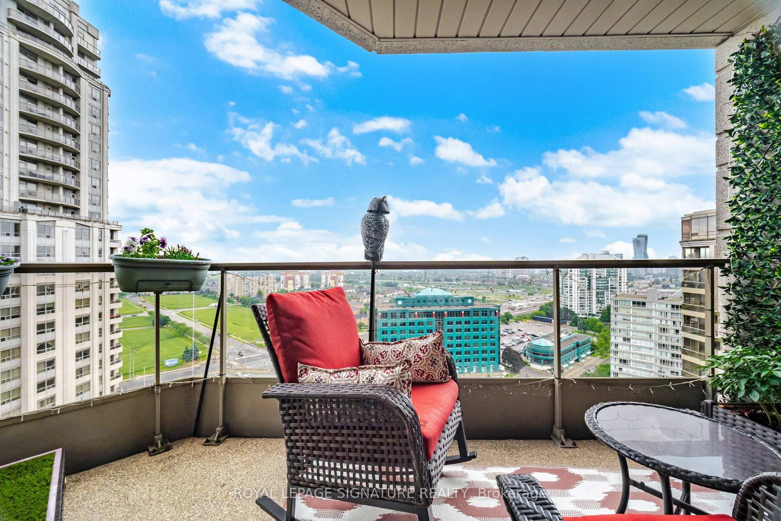 55 Kingsbridge Garden Circle • #2310 • Mississauga, ON photo 24