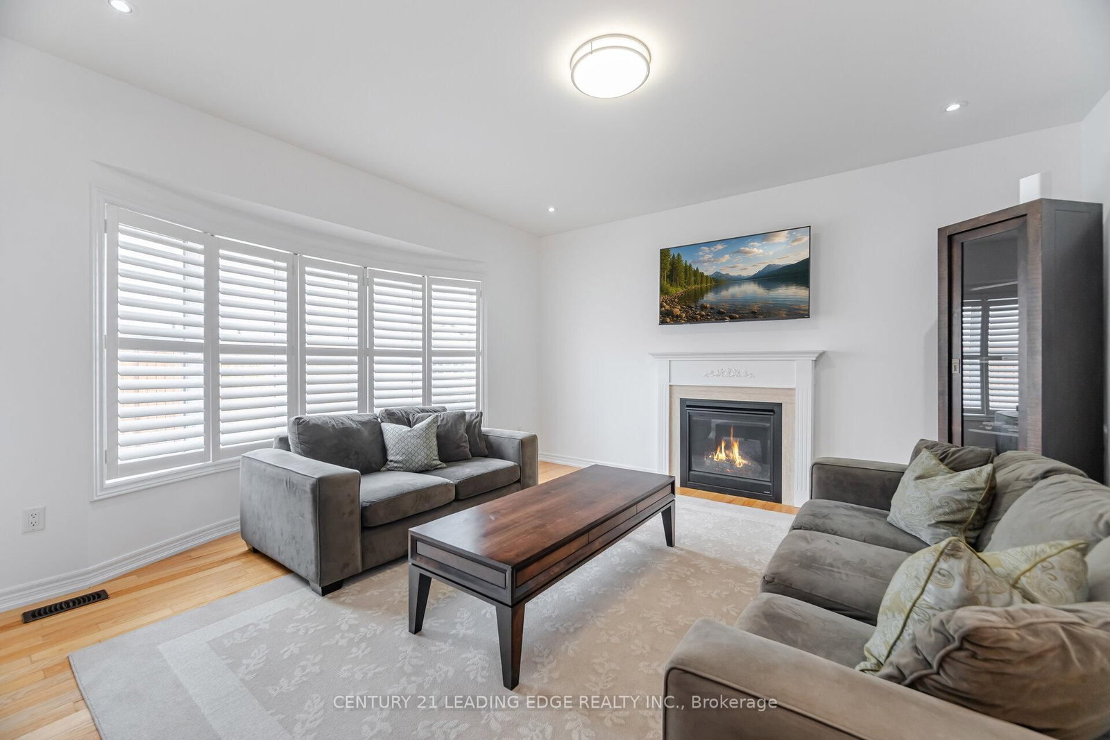 34 Royal Links Circle • Brampton, ON photo 12