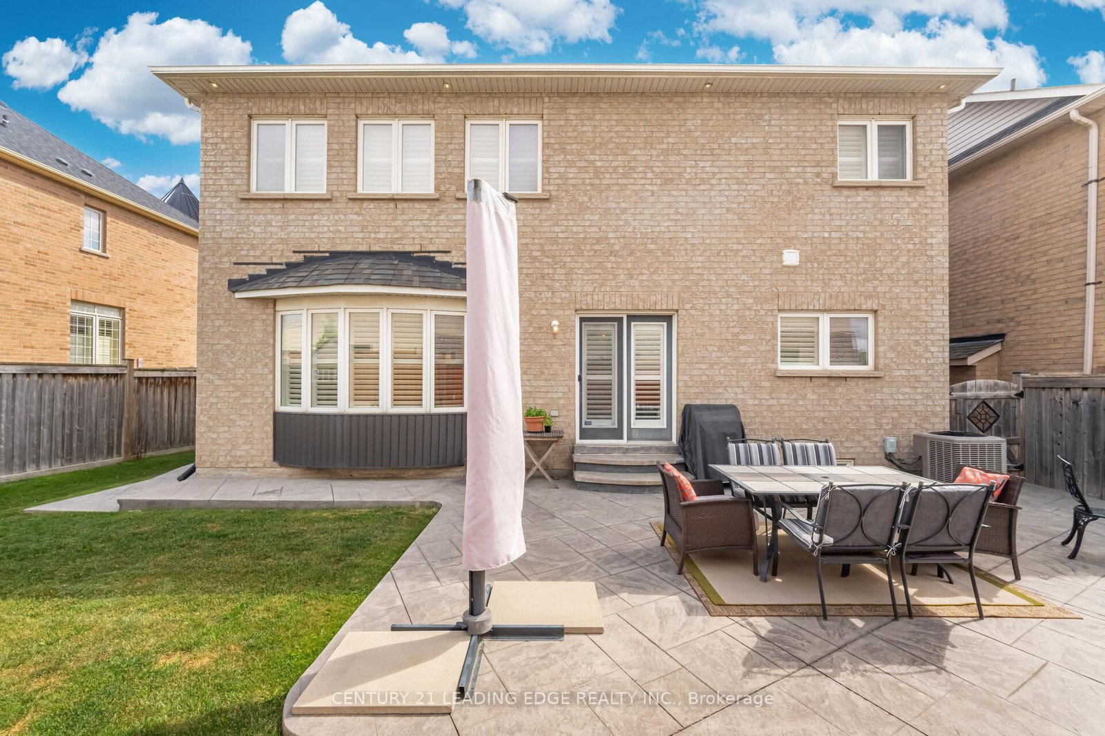 34 Royal Links Circle • Brampton, ON photo 32