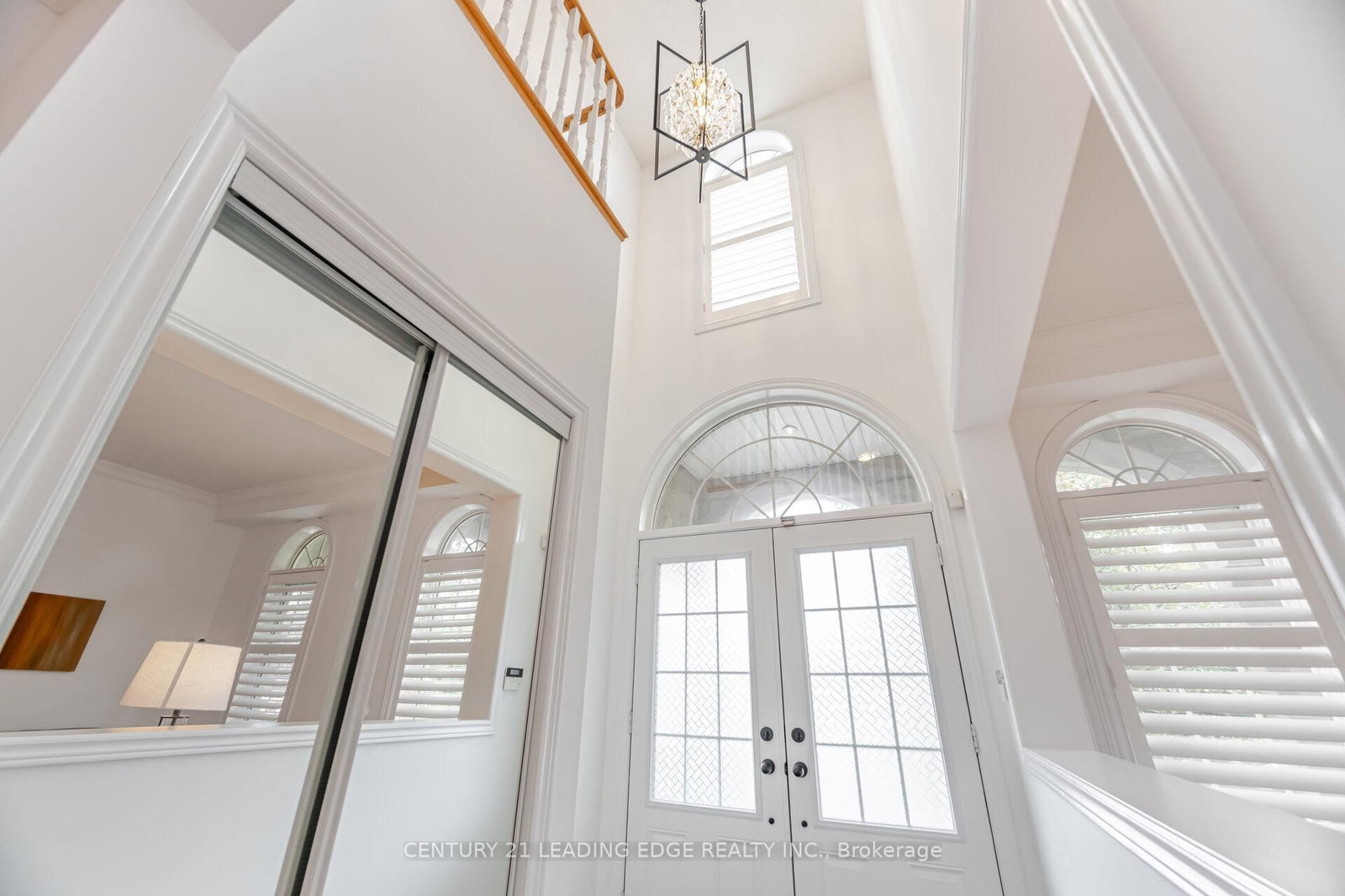 34 Royal Links Circle • Brampton, ON photo 5
