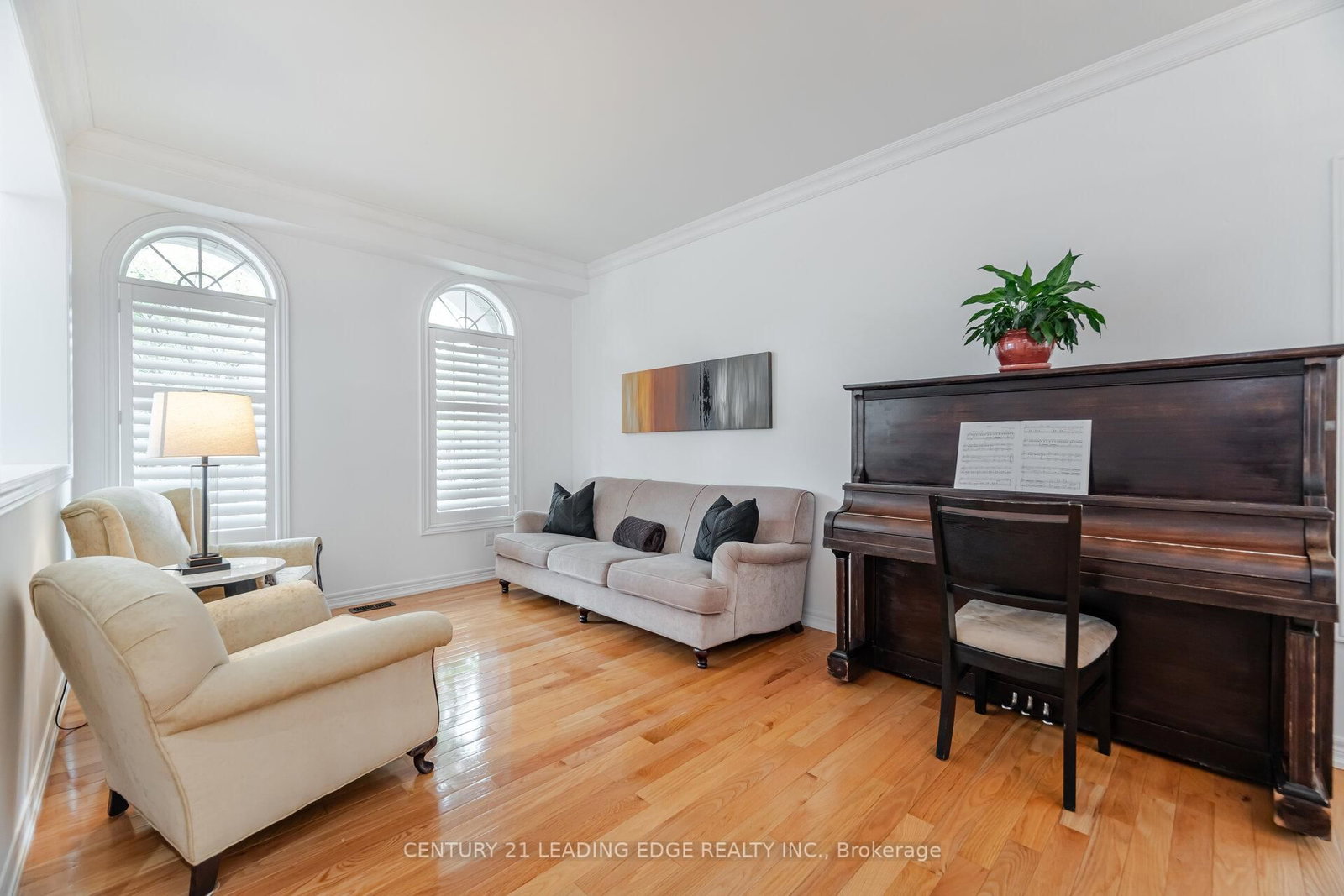 34 Royal Links Circle • Brampton, ON photo 6