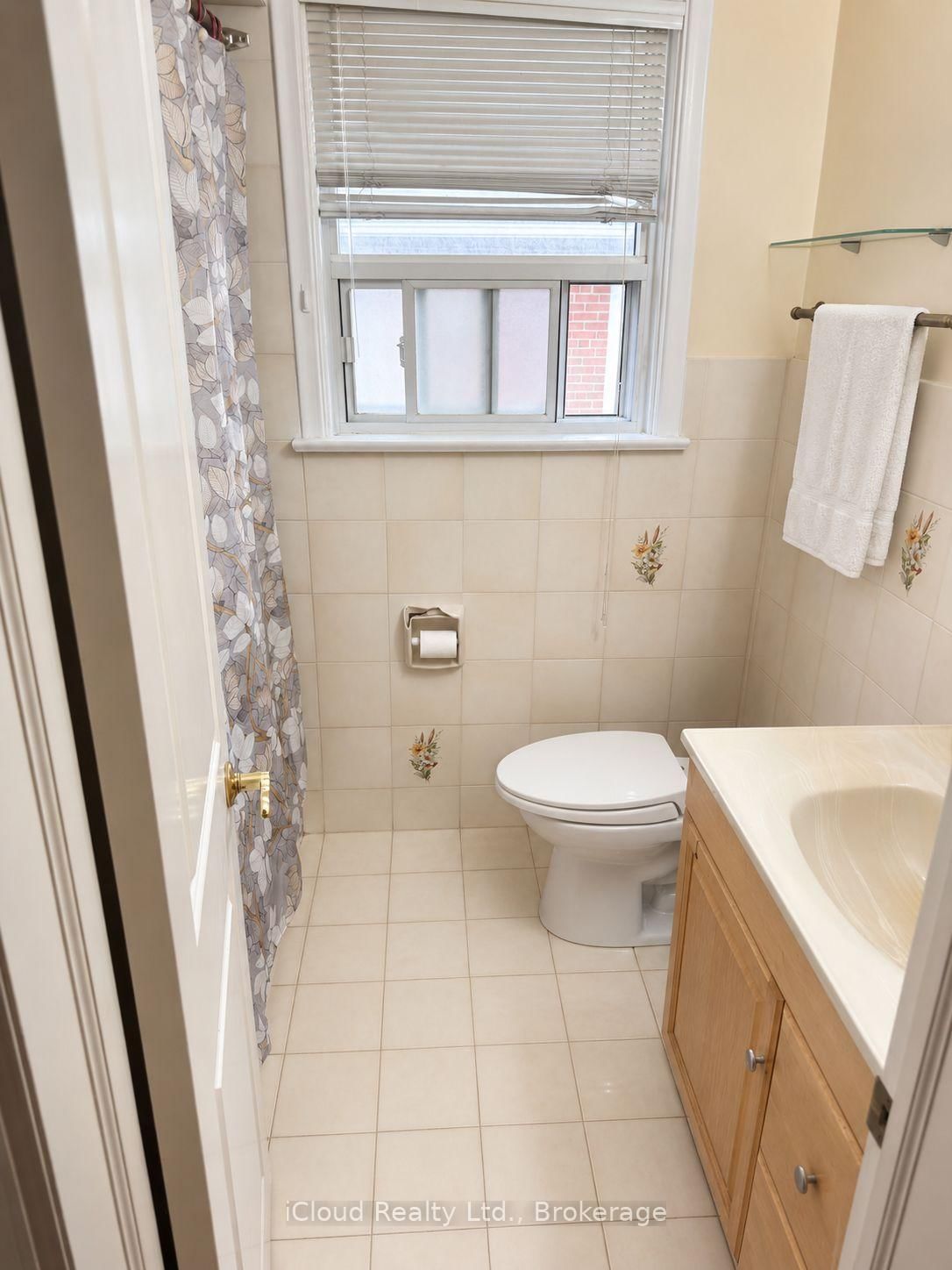 138 Lomar Drive • Toronto, ON photo 11