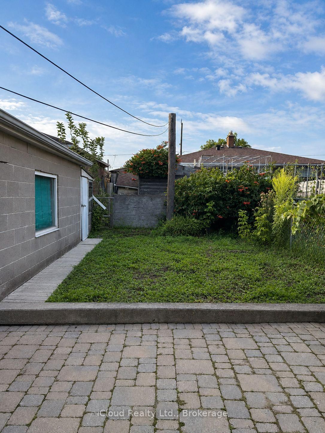 138 Lomar Drive • Toronto, ON photo 5