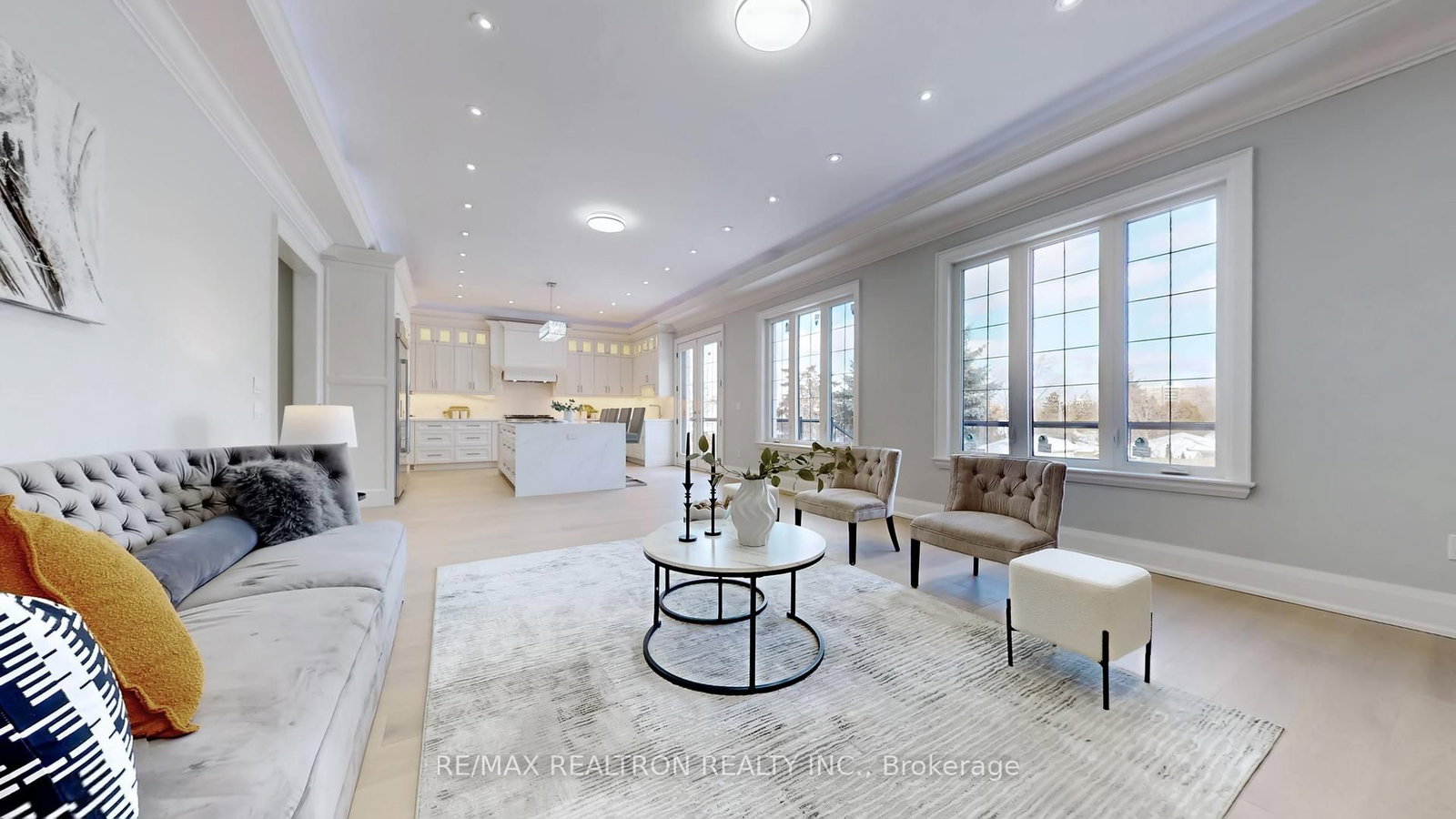 9 Roxaline Street • Toronto, ON photo 11