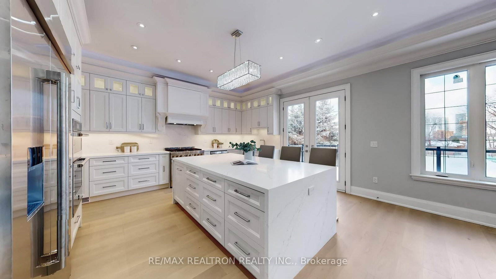 9 Roxaline Street • Toronto, ON photo 15