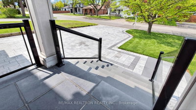 9 Roxaline Street • Toronto, ON photo 3