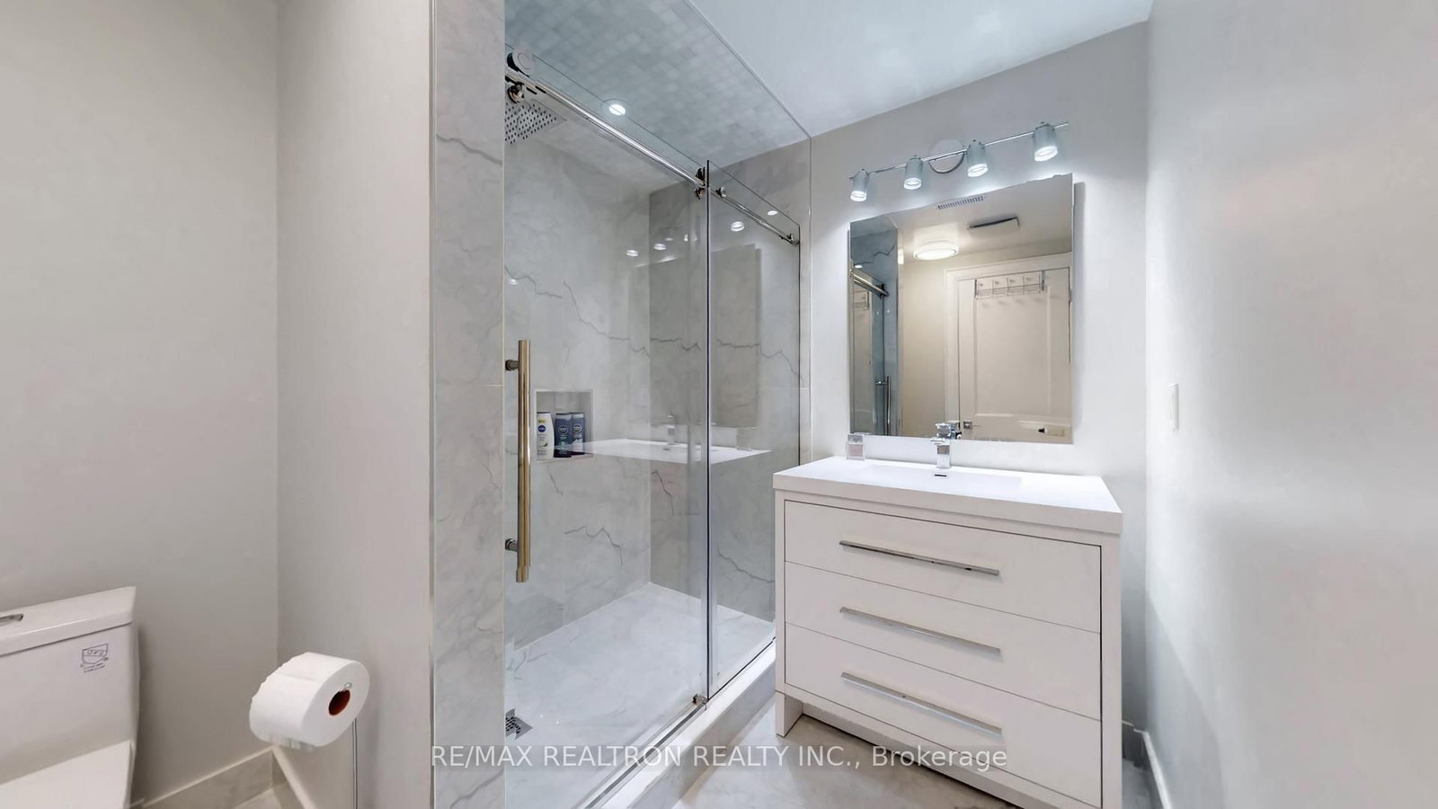 9 Roxaline Street • Toronto, ON photo 42