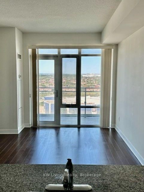 1810 - 360 Square One Drive