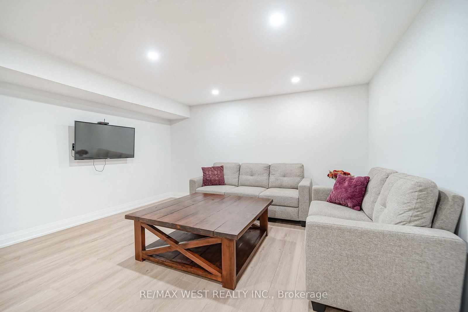 765 Dodsworth Crescent • Mississauga, ON photo 13