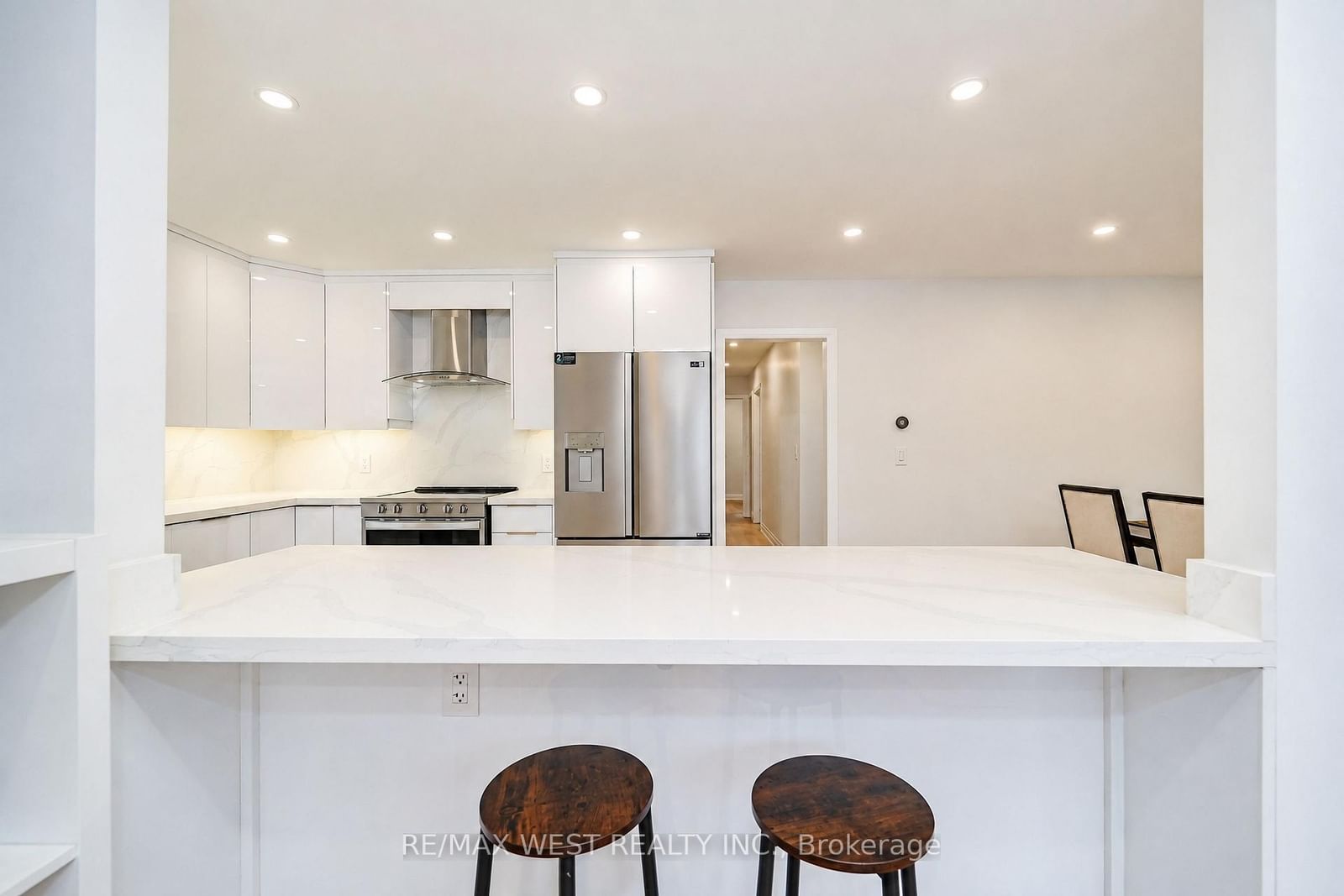 765 Dodsworth Crescent • Mississauga, ON photo 4