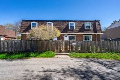 648-654 Francis Road S • Burlington, ON photo 3
