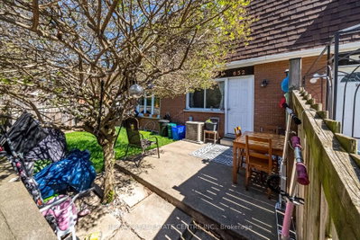 648-654 Francis Road S • Burlington, ON photo 8