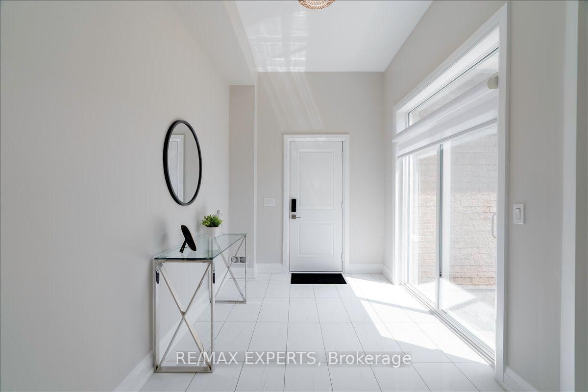 4025 Sixth Line • Oakville, ON photo 20