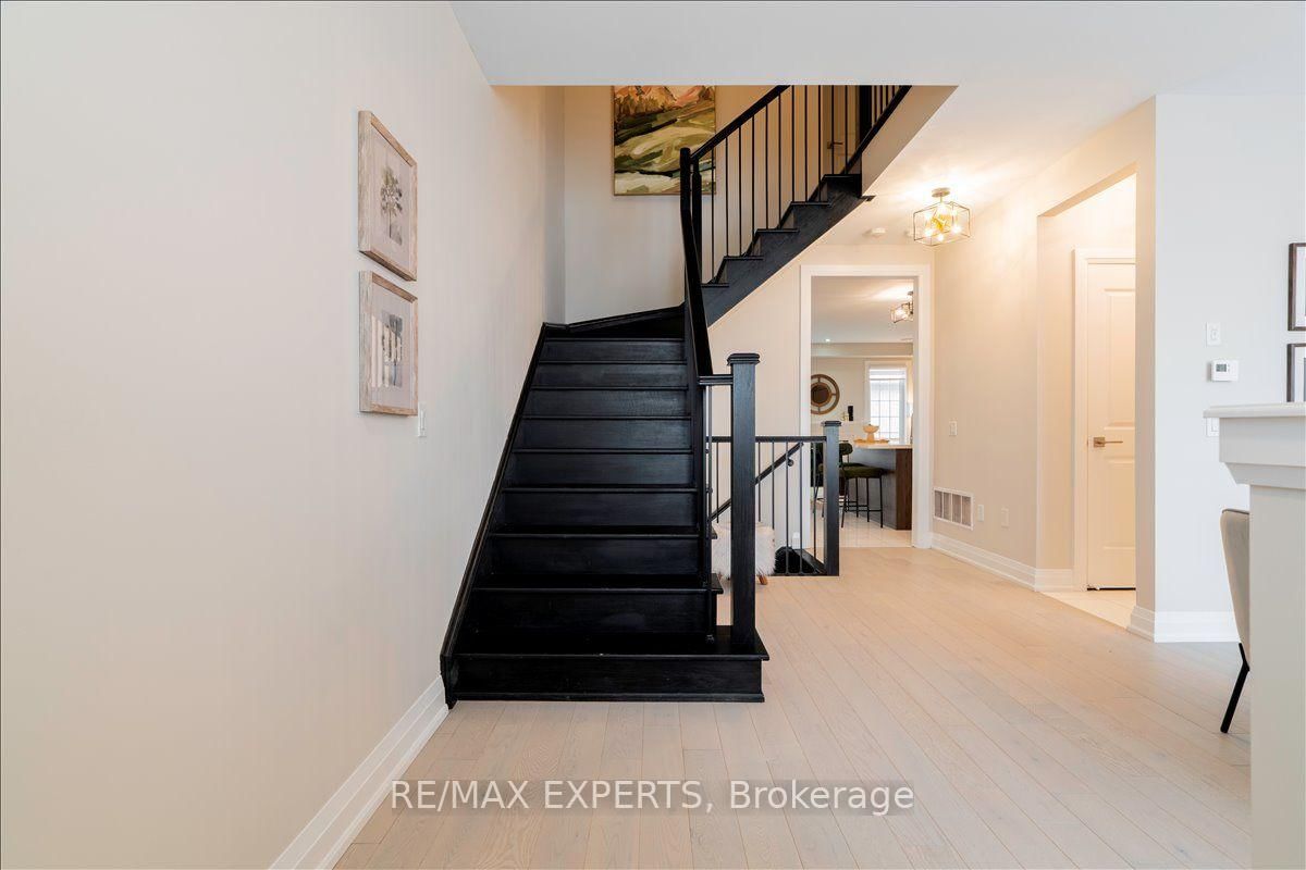 4025 Sixth Line • Oakville, ON photo 23