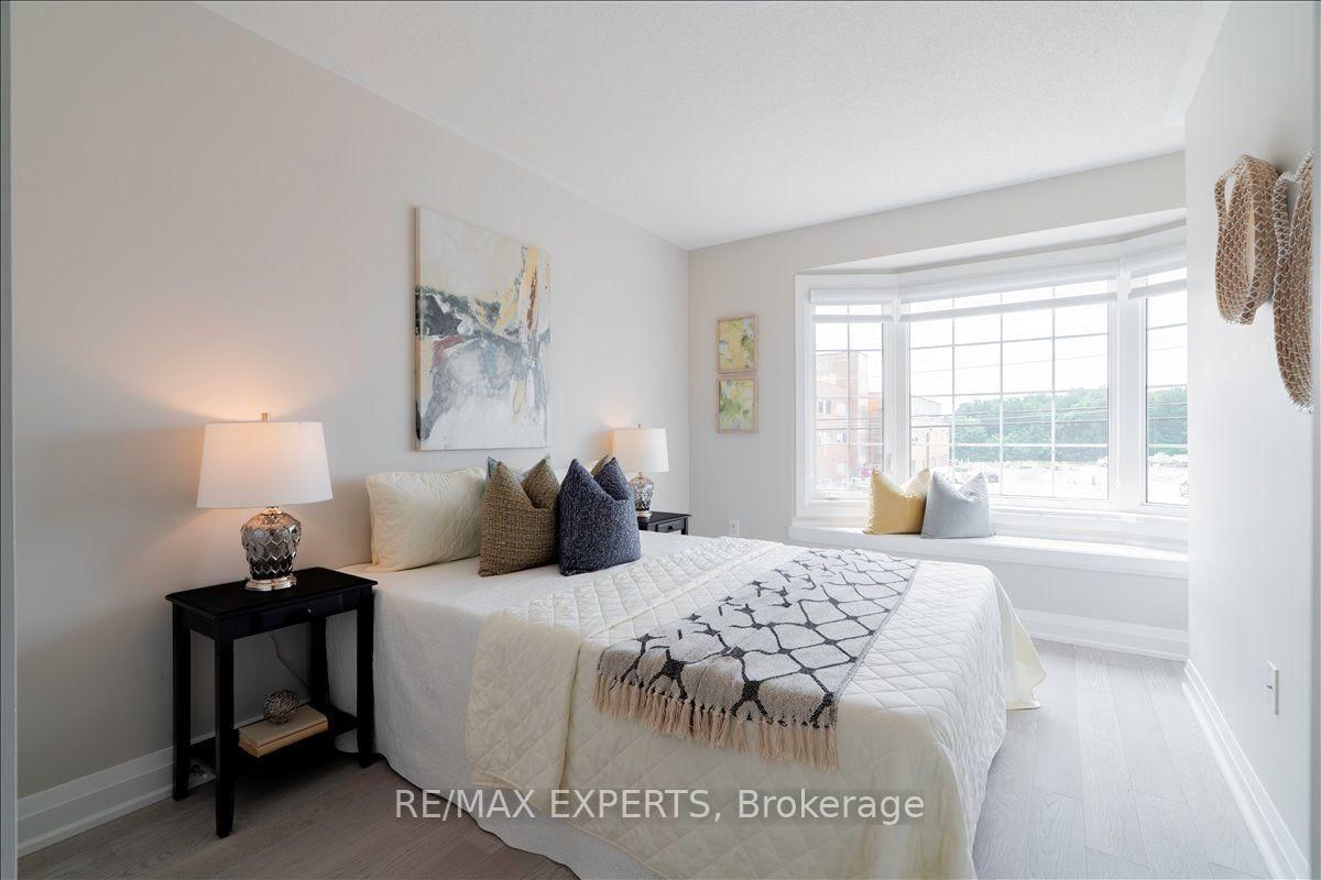 4025 Sixth Line • Oakville, ON photo 33
