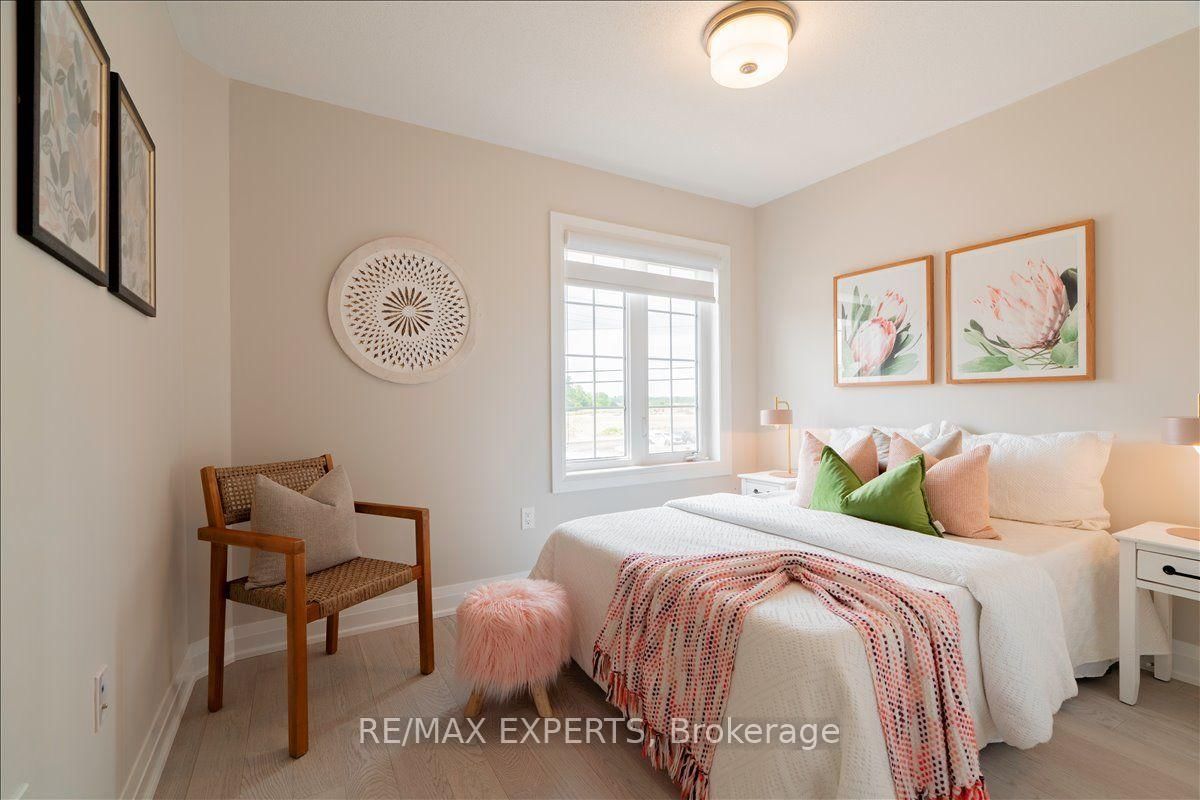 4025 Sixth Line • Oakville, ON photo 36