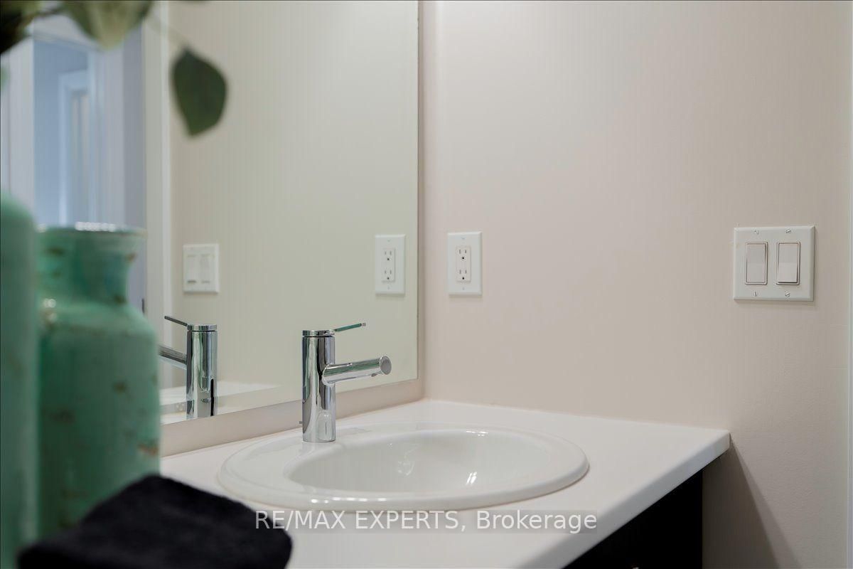 4025 Sixth Line • Oakville, ON photo 40