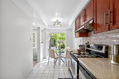 86 Joymar Mississauga,ON L5M 7Z6 — Photo 15