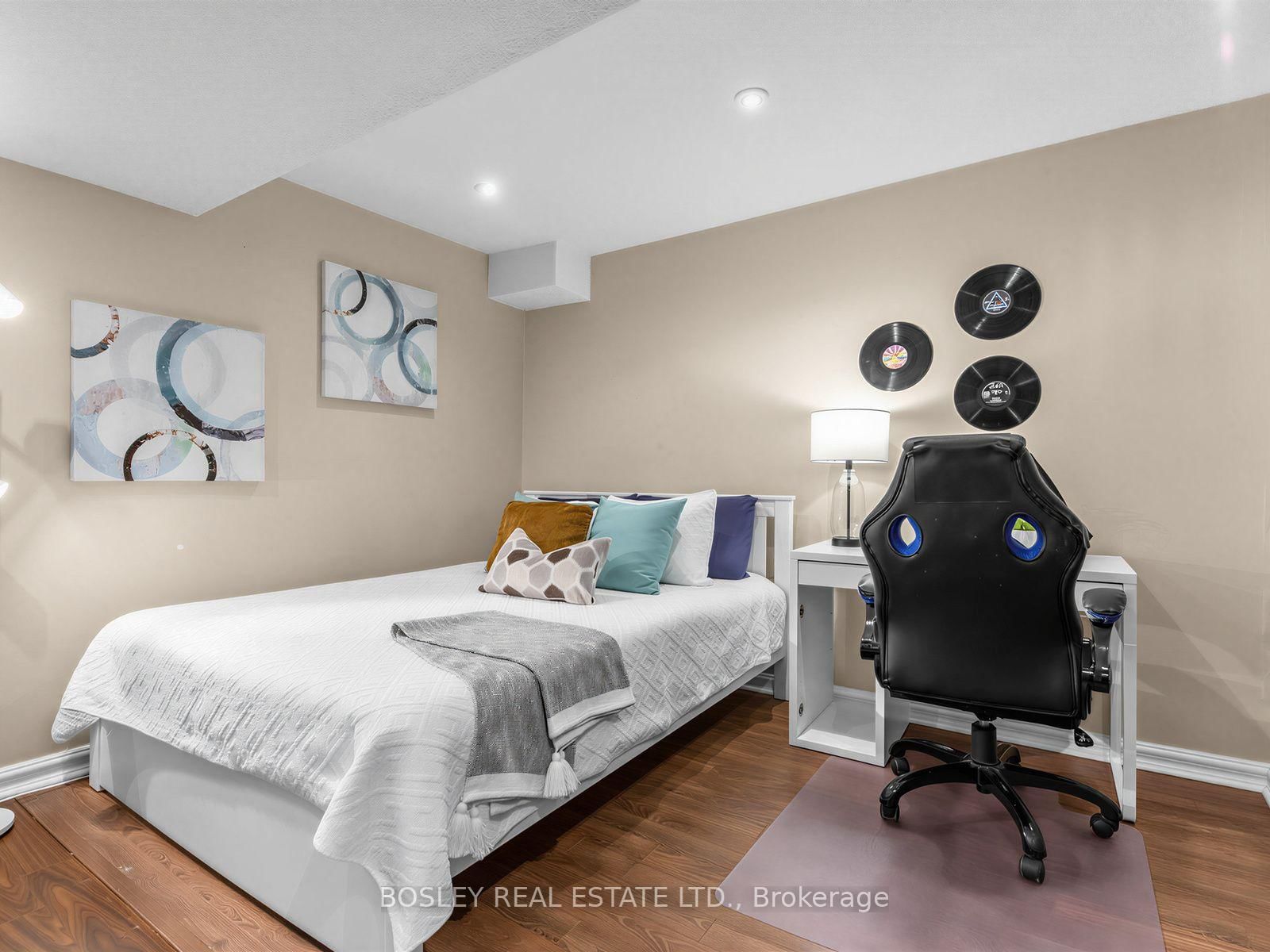 1489 Heritage Way • #29 • Oakville, ON photo 32