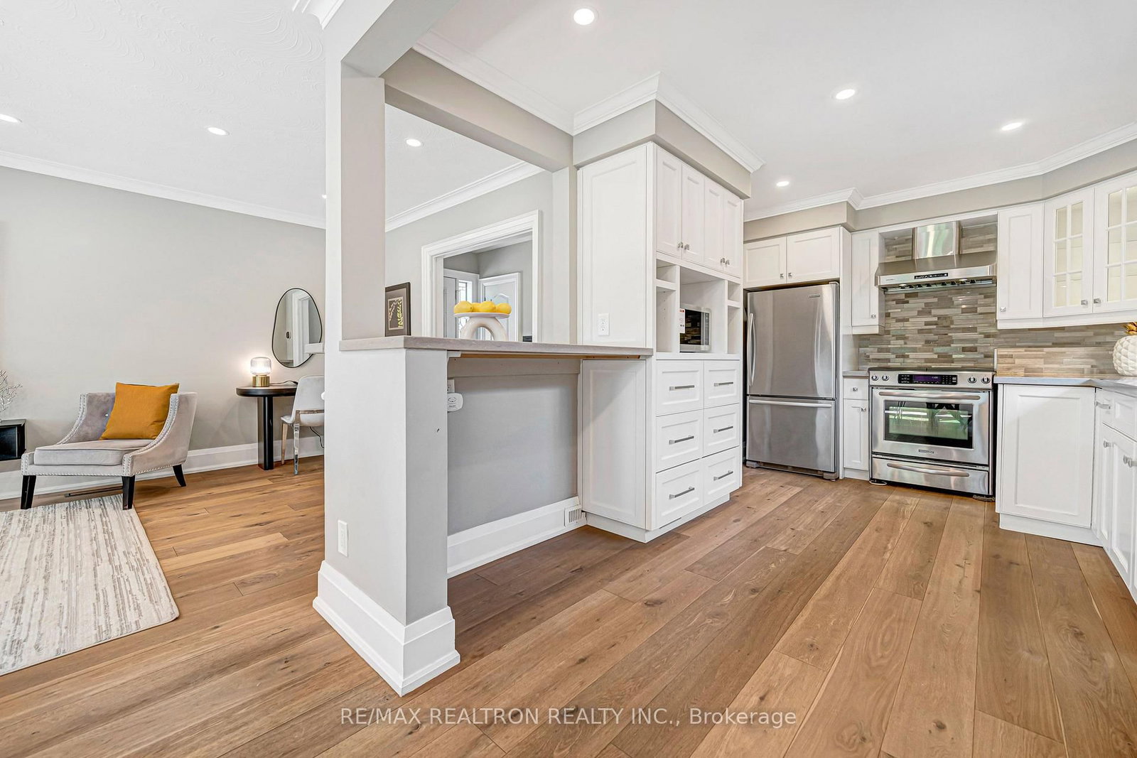 44 Fenley Drive • Toronto, ON photo 10