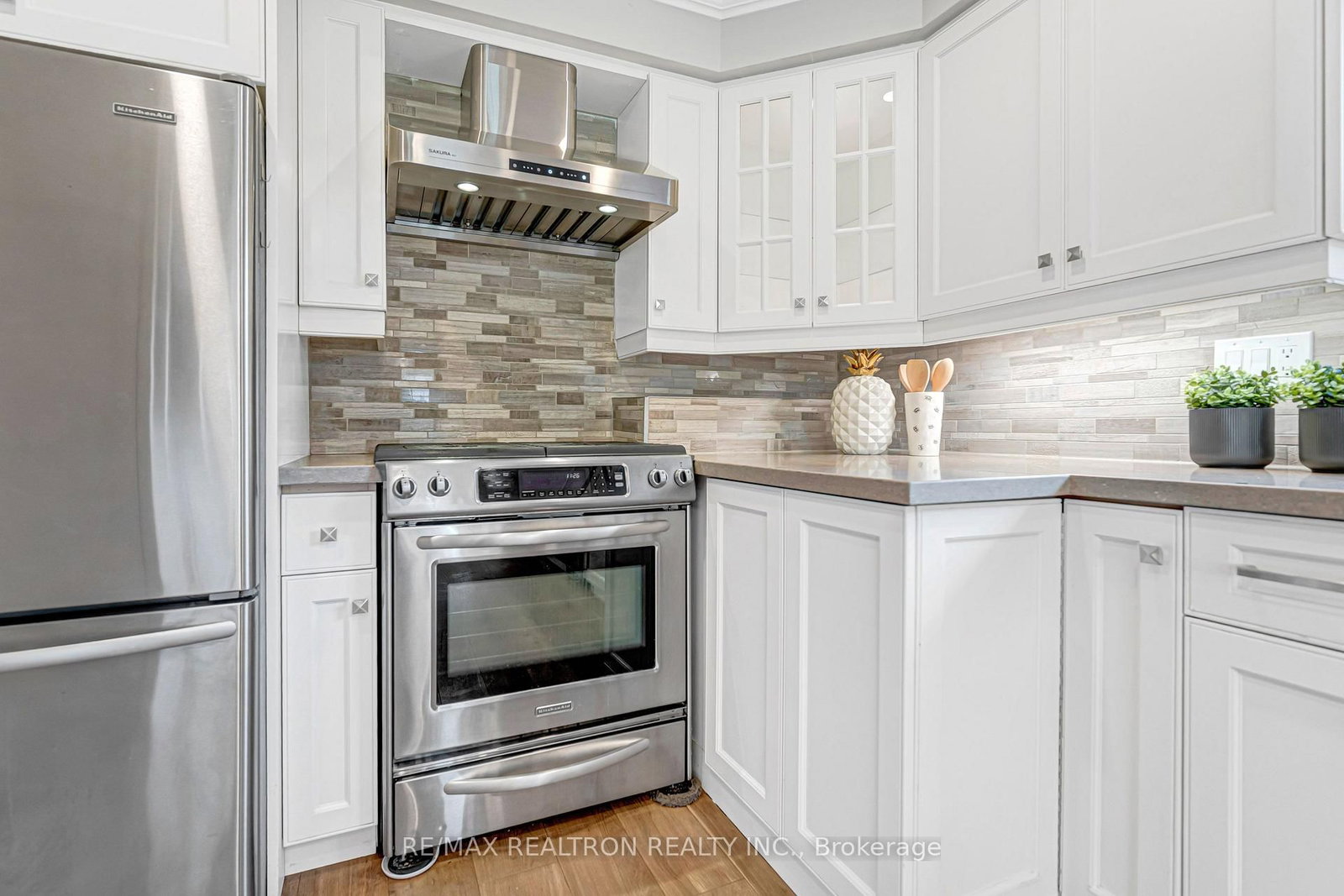 44 Fenley Drive • Toronto, ON photo 12