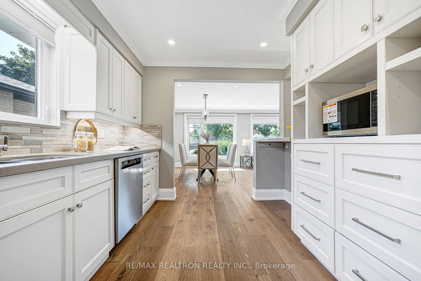 44 Fenley Drive • Toronto, ON photo 13