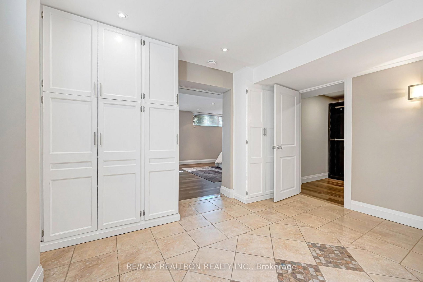 44 Fenley Drive • Toronto, ON photo 21