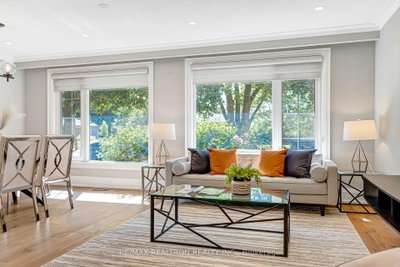 44 Fenley Drive • Toronto, ON photo 5