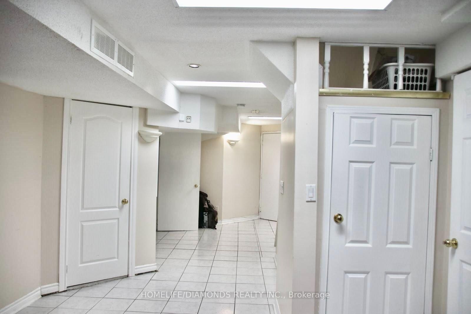 186 FERNFOREST Drive • Brampton, ON photo 25