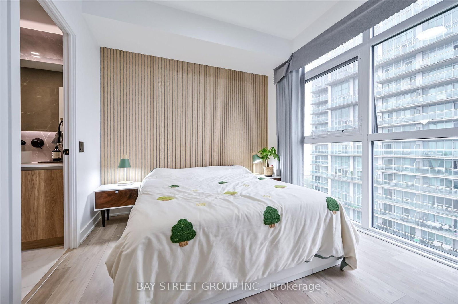 251 Manitoba Street • #1604 • Toronto, ON photo 15