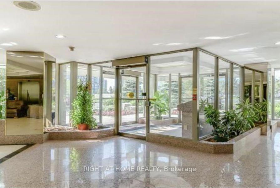 400 Webb Drive • #905 • Mississauga, ON photo 13