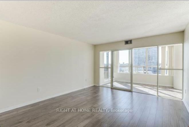400 Webb Drive • #905 • Mississauga, ON photo 6