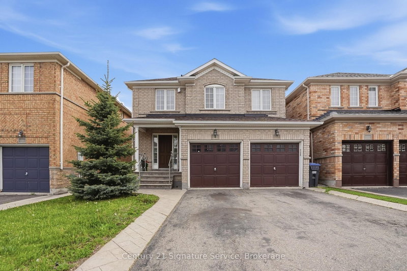 home for lease on 4 Cloverlawn Street