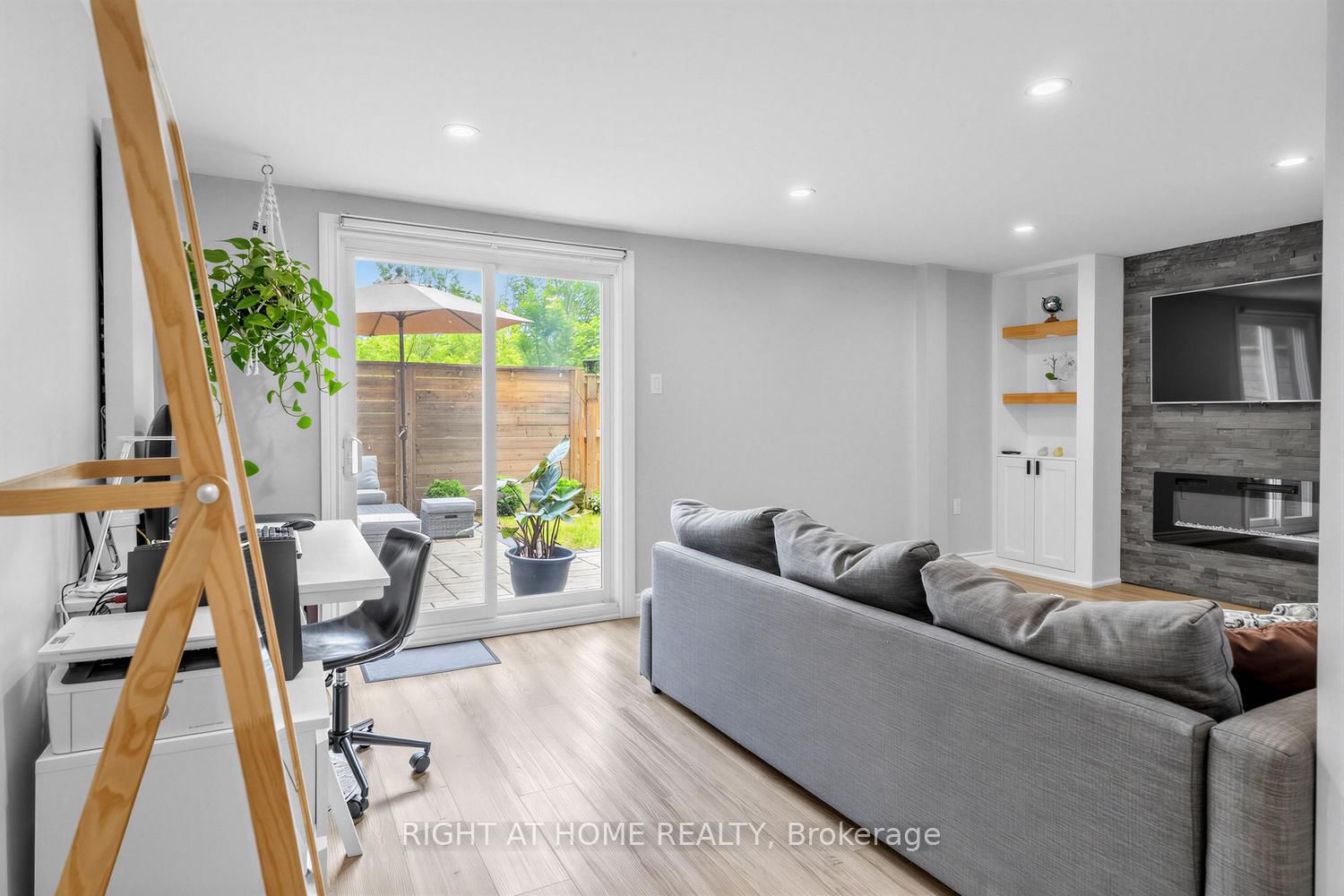 2065 Amherst Heights Court • #21 • Burlington, ON photo 23