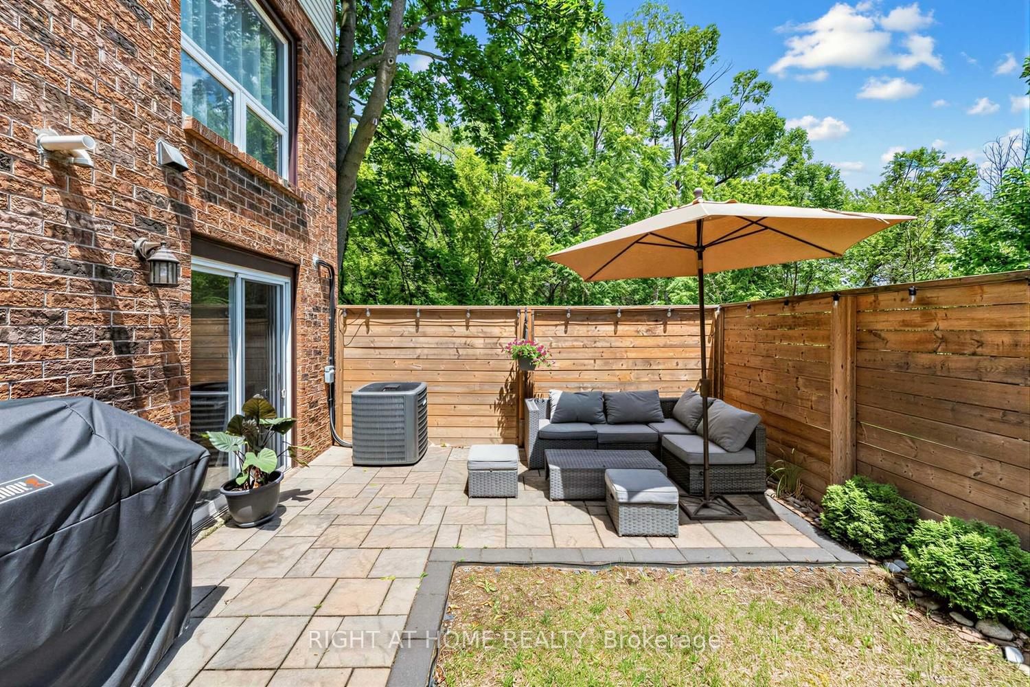 2065 Amherst Heights Court • #21 • Burlington, ON photo 29
