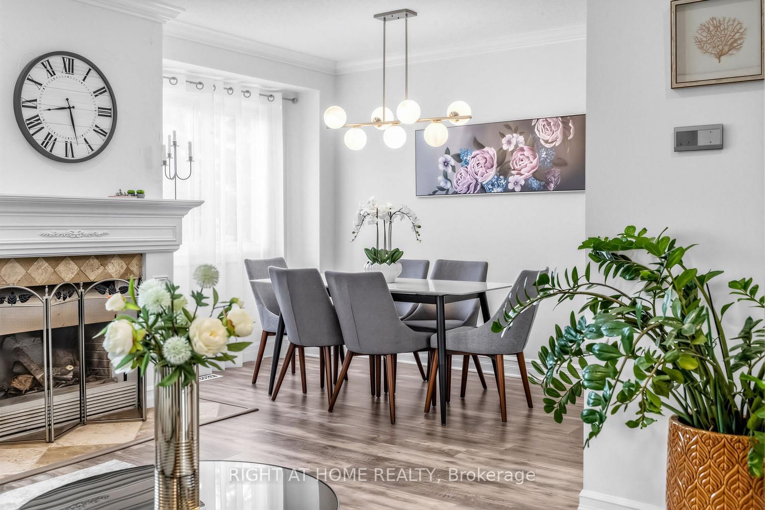 2065 Amherst Heights Court • #21 • Burlington, ON photo 5