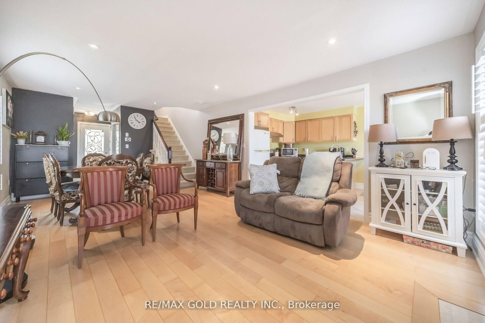 70 Sweetwood Circle • Brampton, ON photo 13