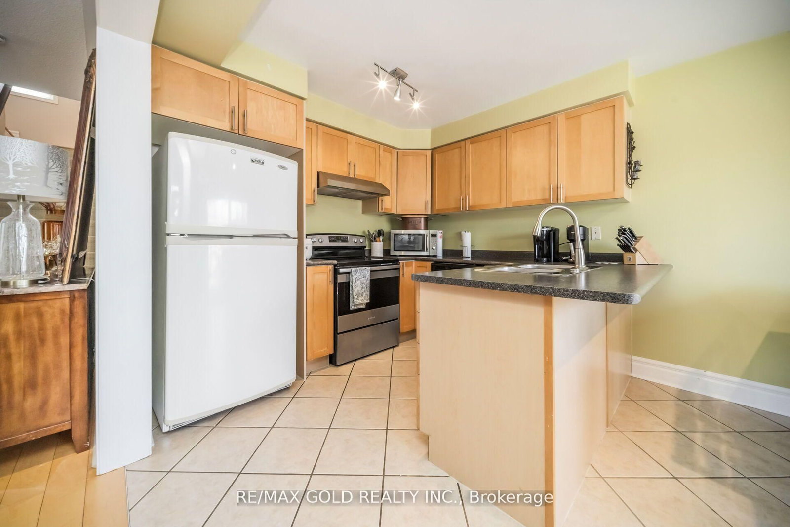 70 Sweetwood Circle • Brampton, ON photo 15