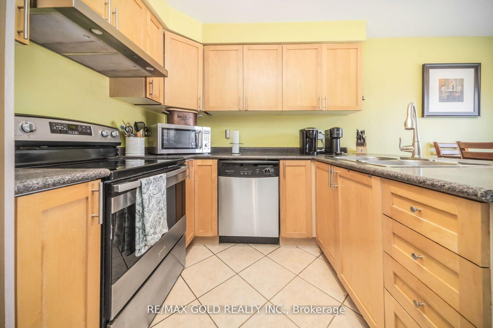 70 Sweetwood Circle • Brampton, ON photo 16