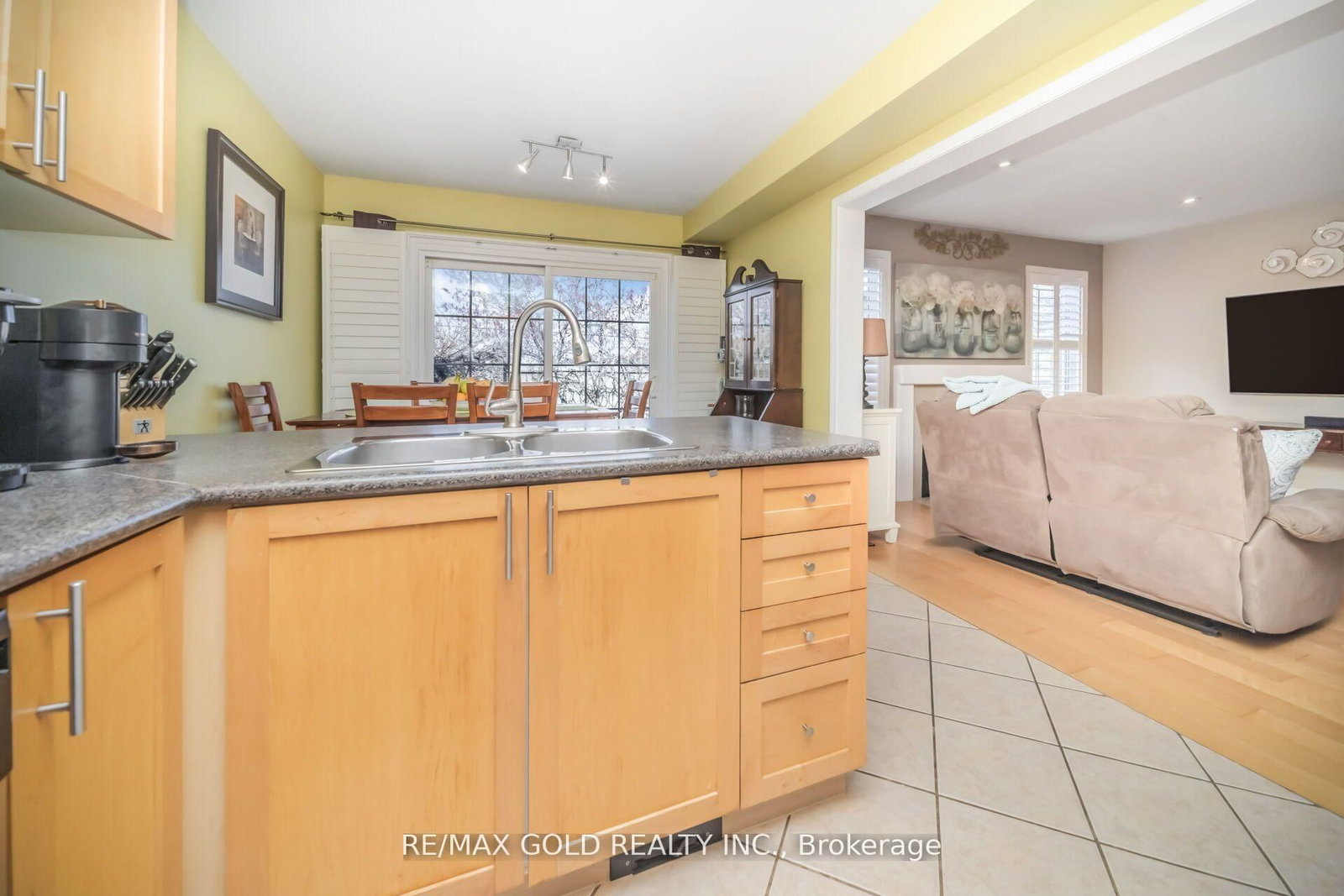 70 Sweetwood Circle • Brampton, ON photo 17