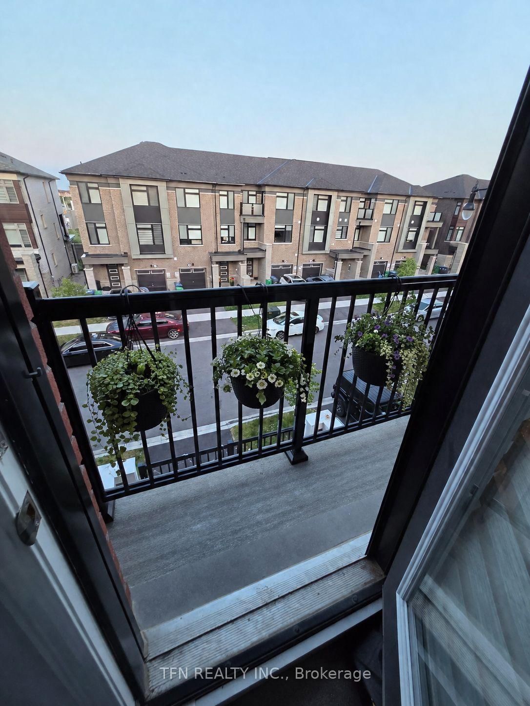 127 Keppel Circle • Brampton, ON photo 11