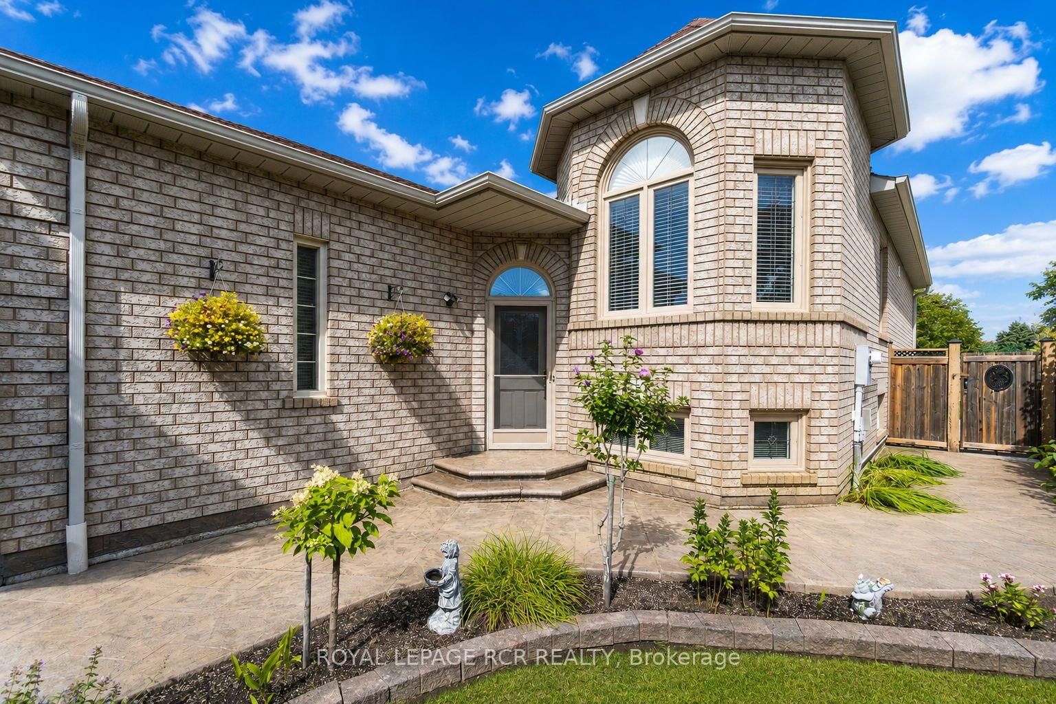 65 Royalton Drive • Caledon, ON photo 3